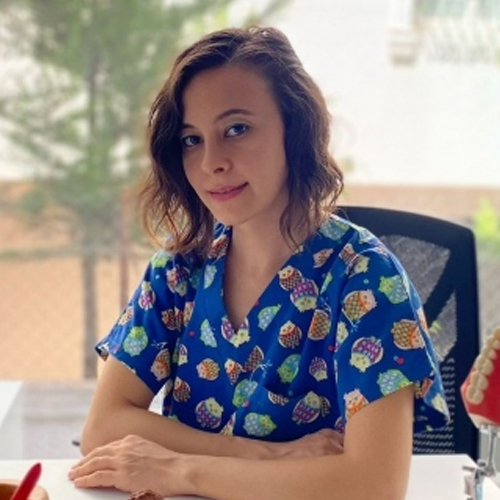 Dr. Dt. Zeynep ÖZKALENDER